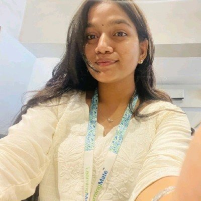 uc_stacked_images_elementor_97e9cb9_item1